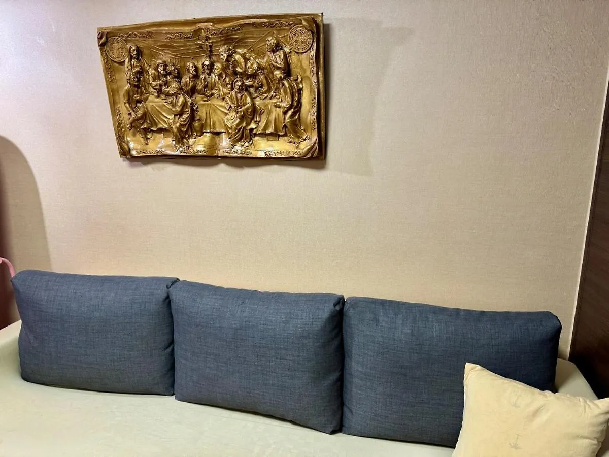 Heavenly Holiday Italian Rome Air Makati Gym Swim Park 300 Manila Apartment