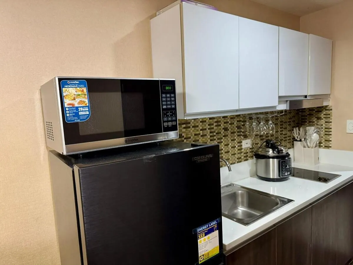 Apartment Heavenly Holiday Italian Rome Air Makati Gym Swim Park 300 Manila Philippines